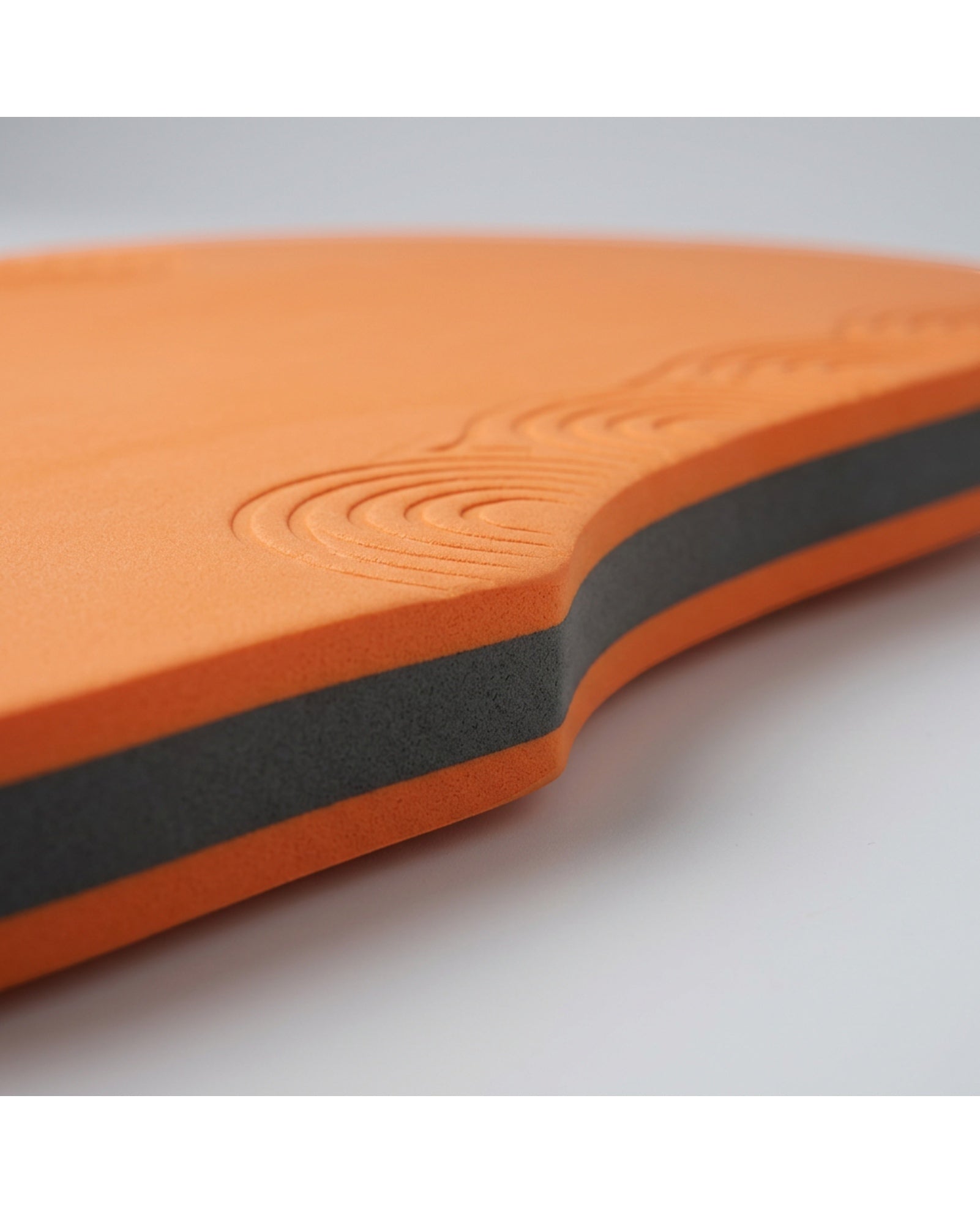 Wonm Concave-Side EVA Swimming Kickboard 46 x 30 cm Tangerine and Graphite - Detail view